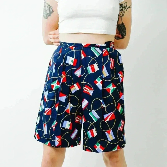 Vintage 80s Herman Geist Nautical High Rise Pleated Mom Shorts - Picture 3 of 9